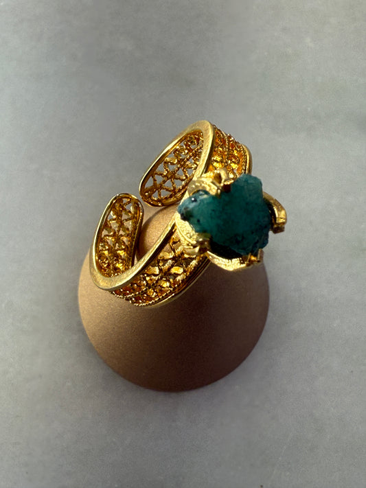 Esencia Verde Ring