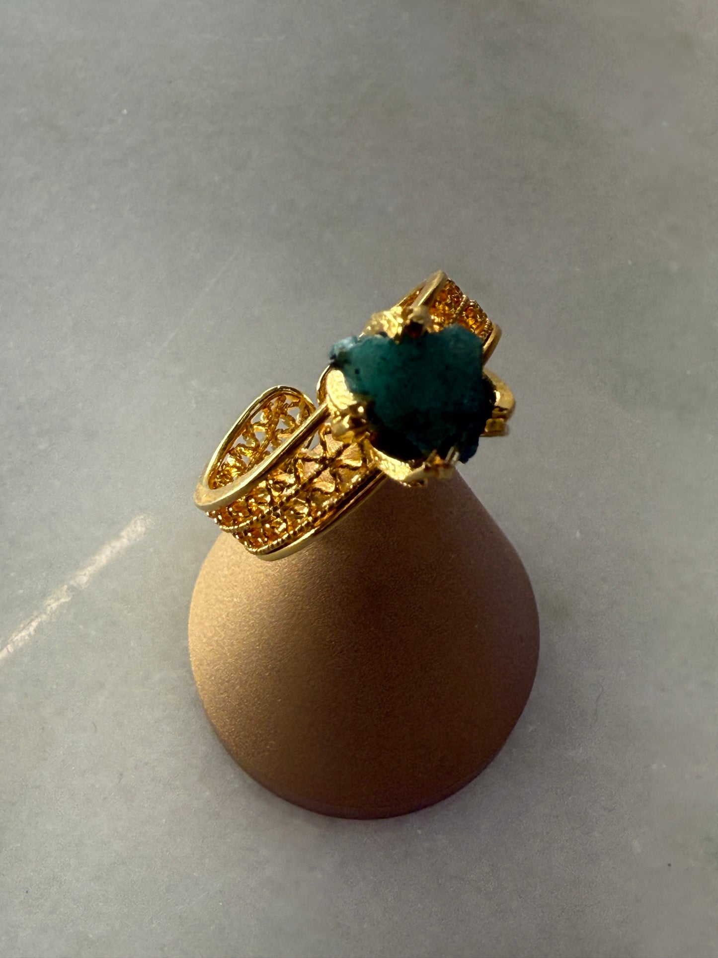 Esencia Verde Ring