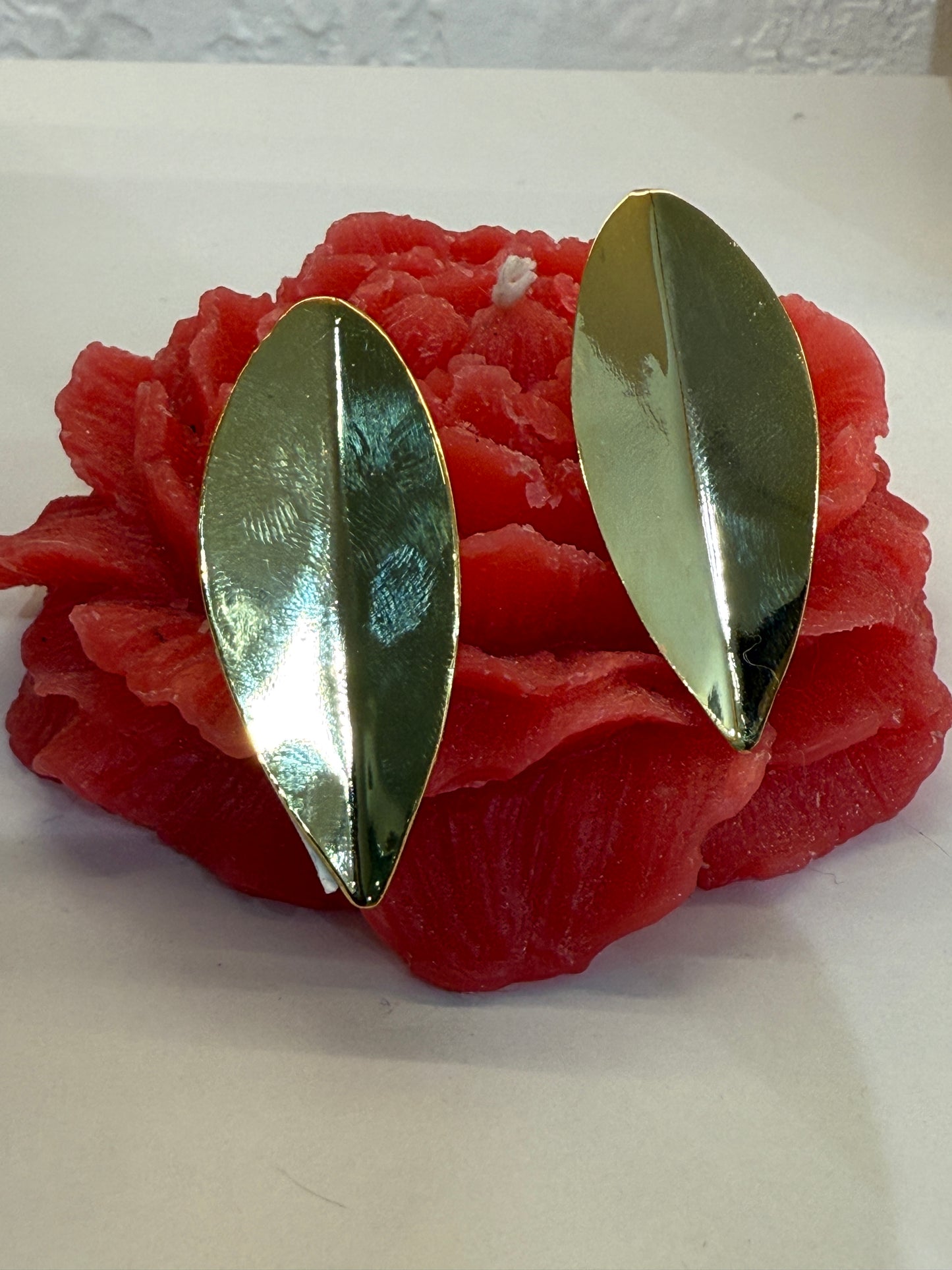Clean Leaf Earrings